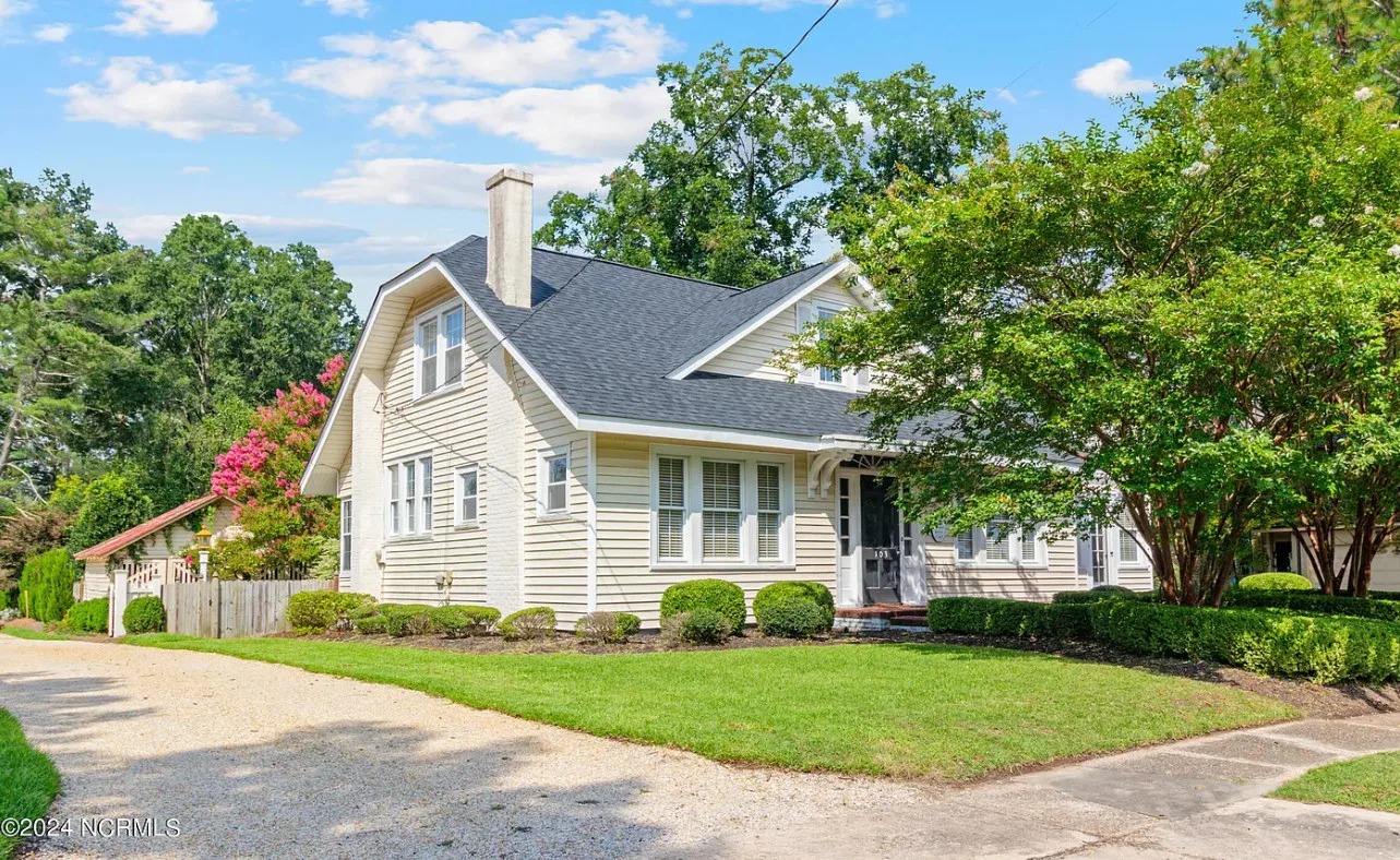 Charming 1945 Home with Pool in Snow Hill, North Carolina