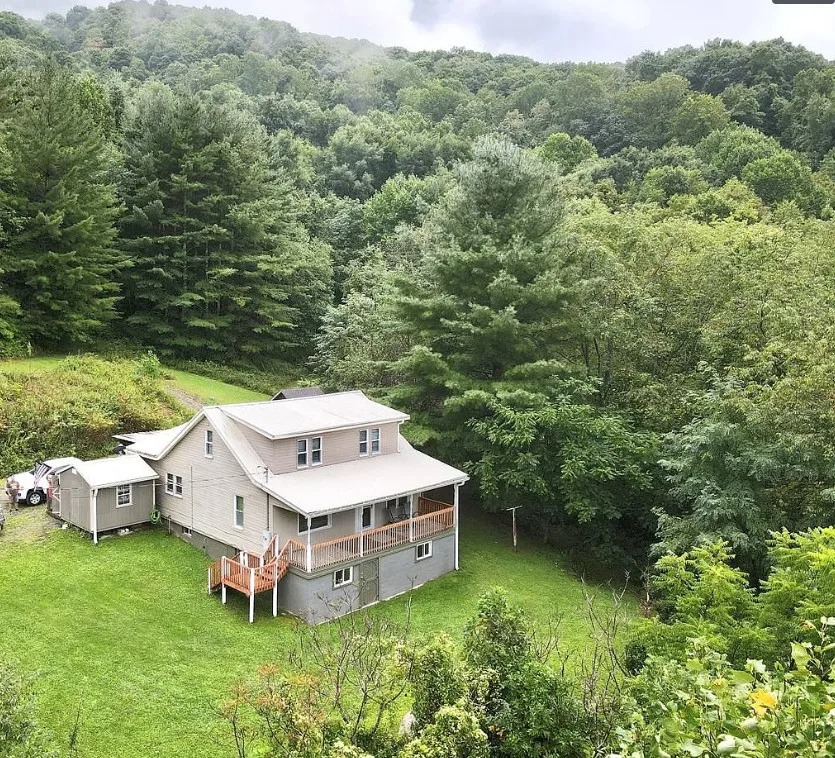 Charming 4-Bedroom Home on 18 Acres in Bluefield, Virginia