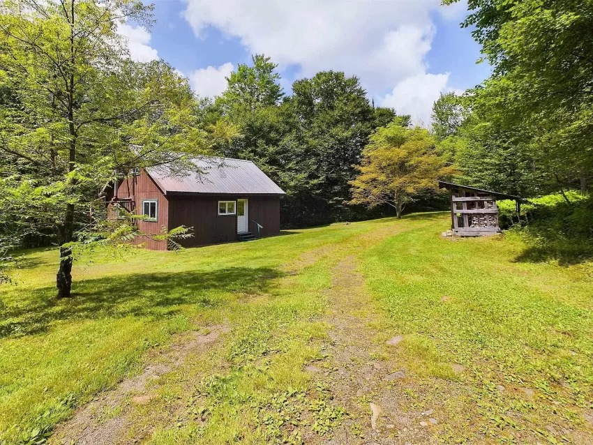 Cozy Camp on 17 Acres in Columbia, New Hampshire