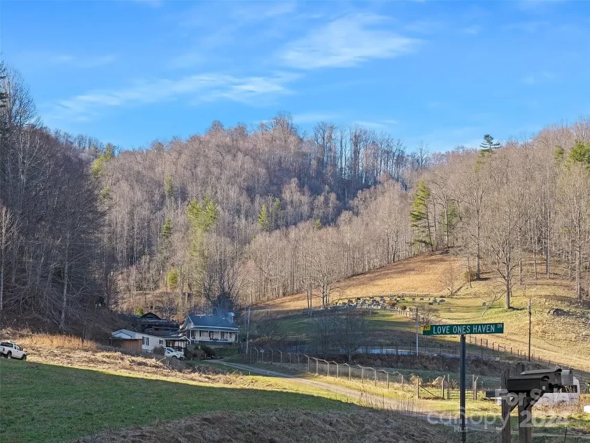 22.65-Acre Property for Sale in Burnsville, North Carolina