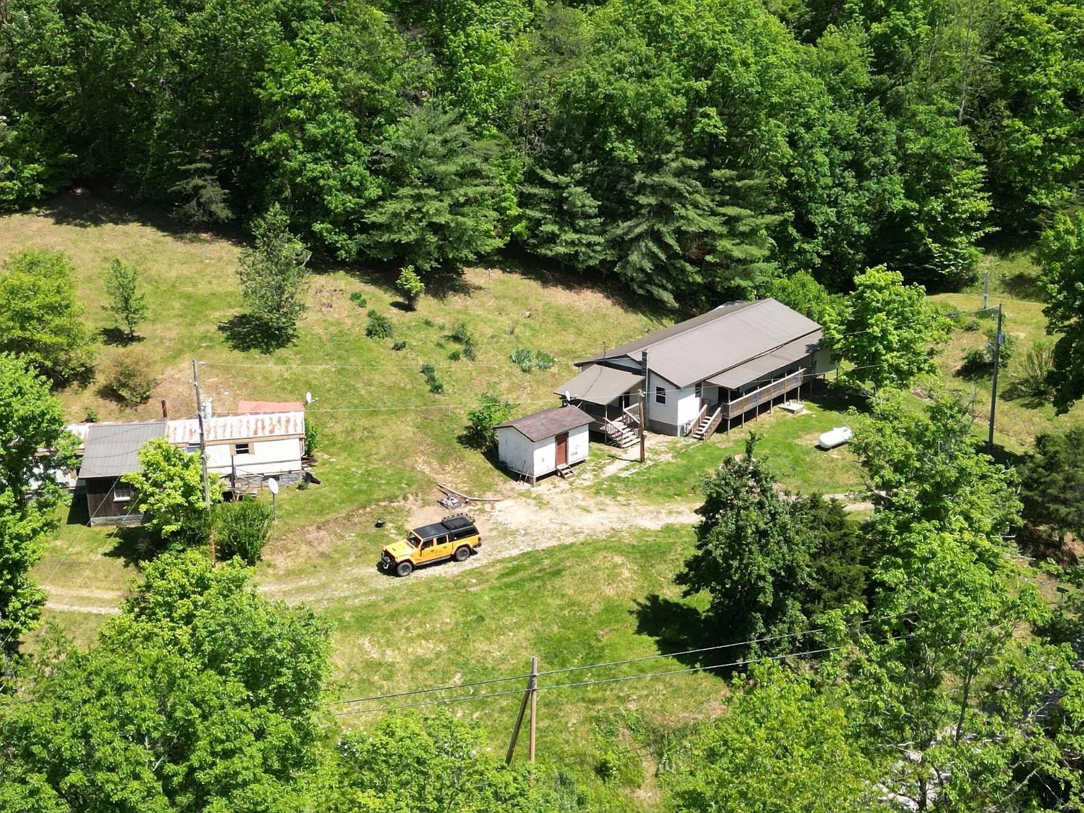 4-Bedroom Home on 36.35 Acres in Gandeeville, West Virginia
