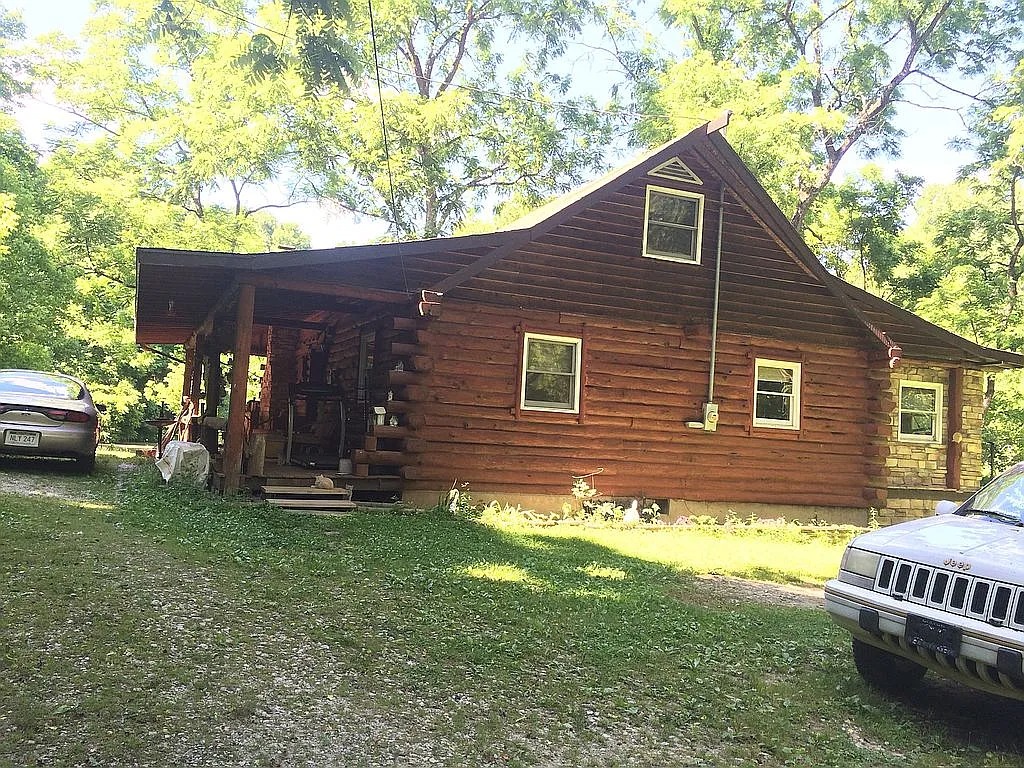 3-Bedroom Cabin on 65 Acres in Lesage, West Virginia