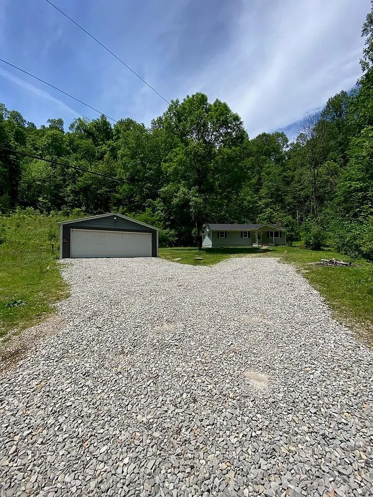 3-Bedroom Ranch on 42 Acres in Nippa, Kentucky
