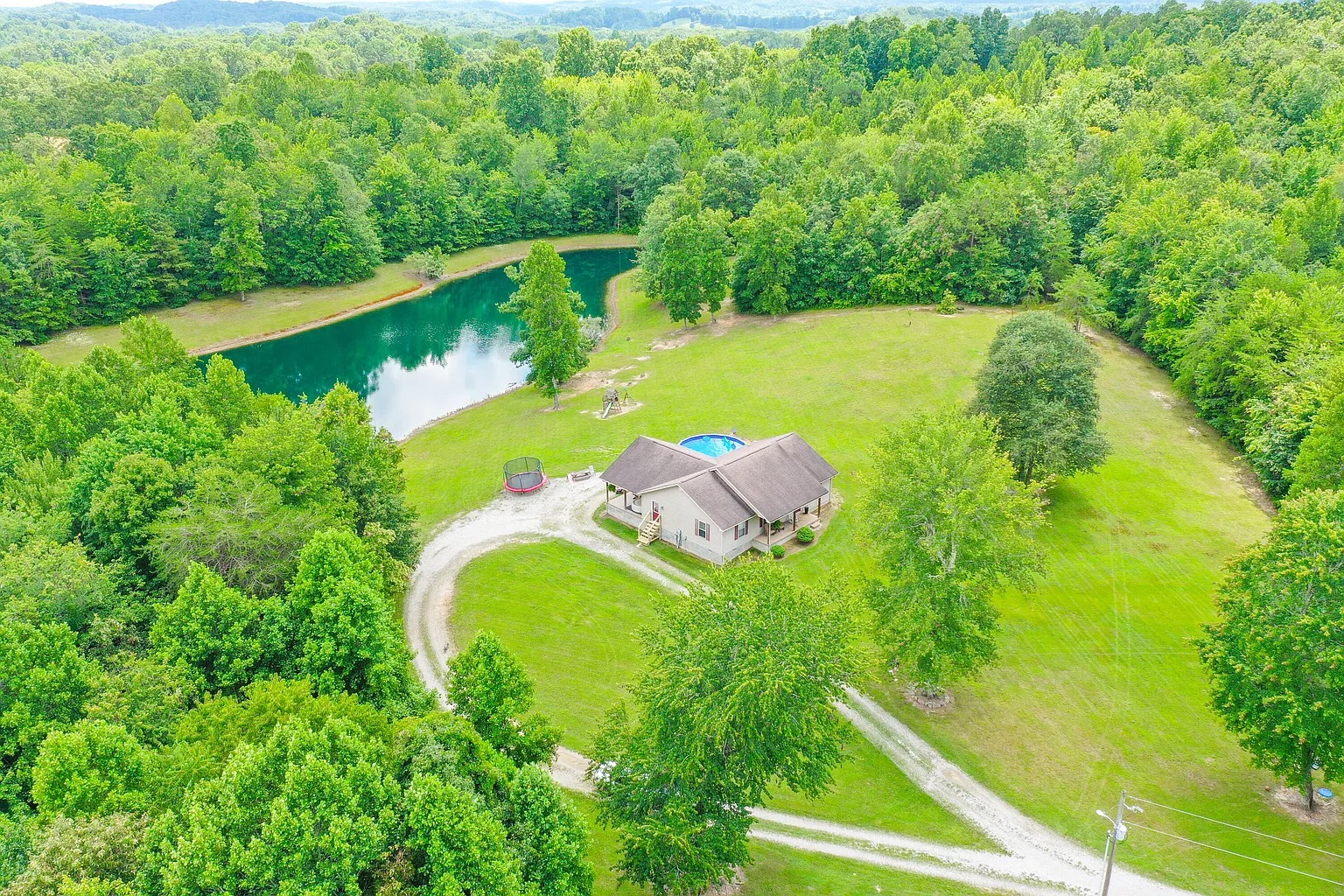 26-Acre Property with Pond and Modern Home in McKee, Kentucky