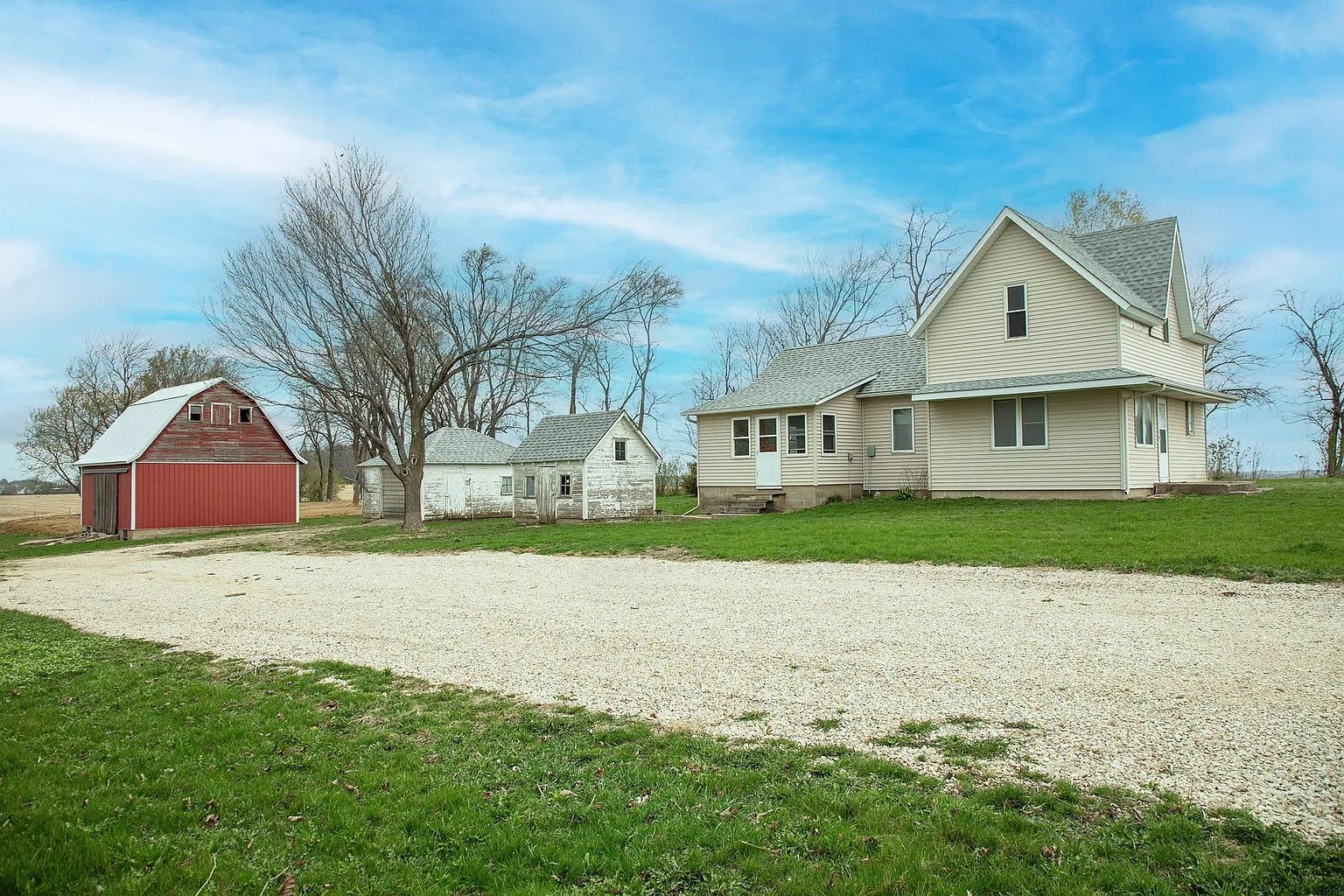 Home with 2.38 Acres in Greene, Iowa text